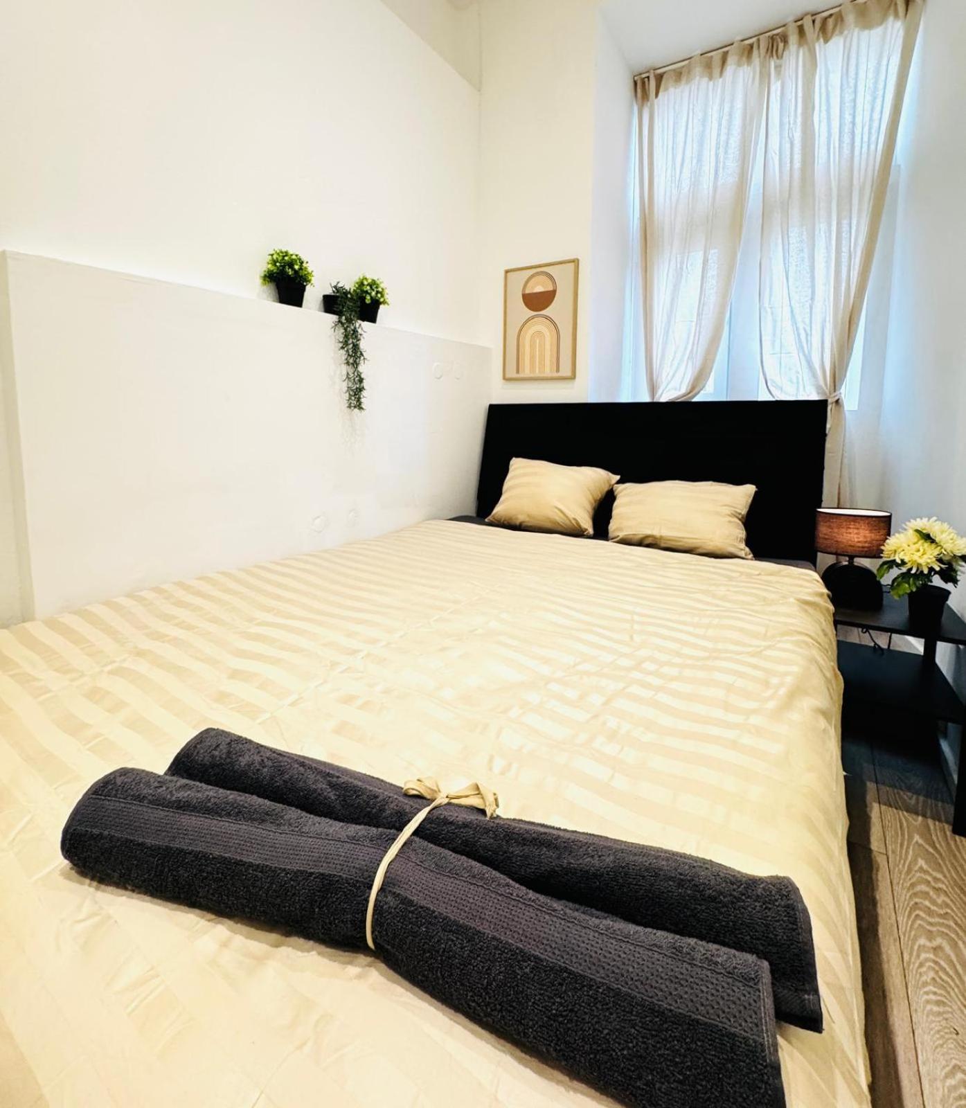 Elegant 5-br Ideal For Groups & Families Apartment Wien