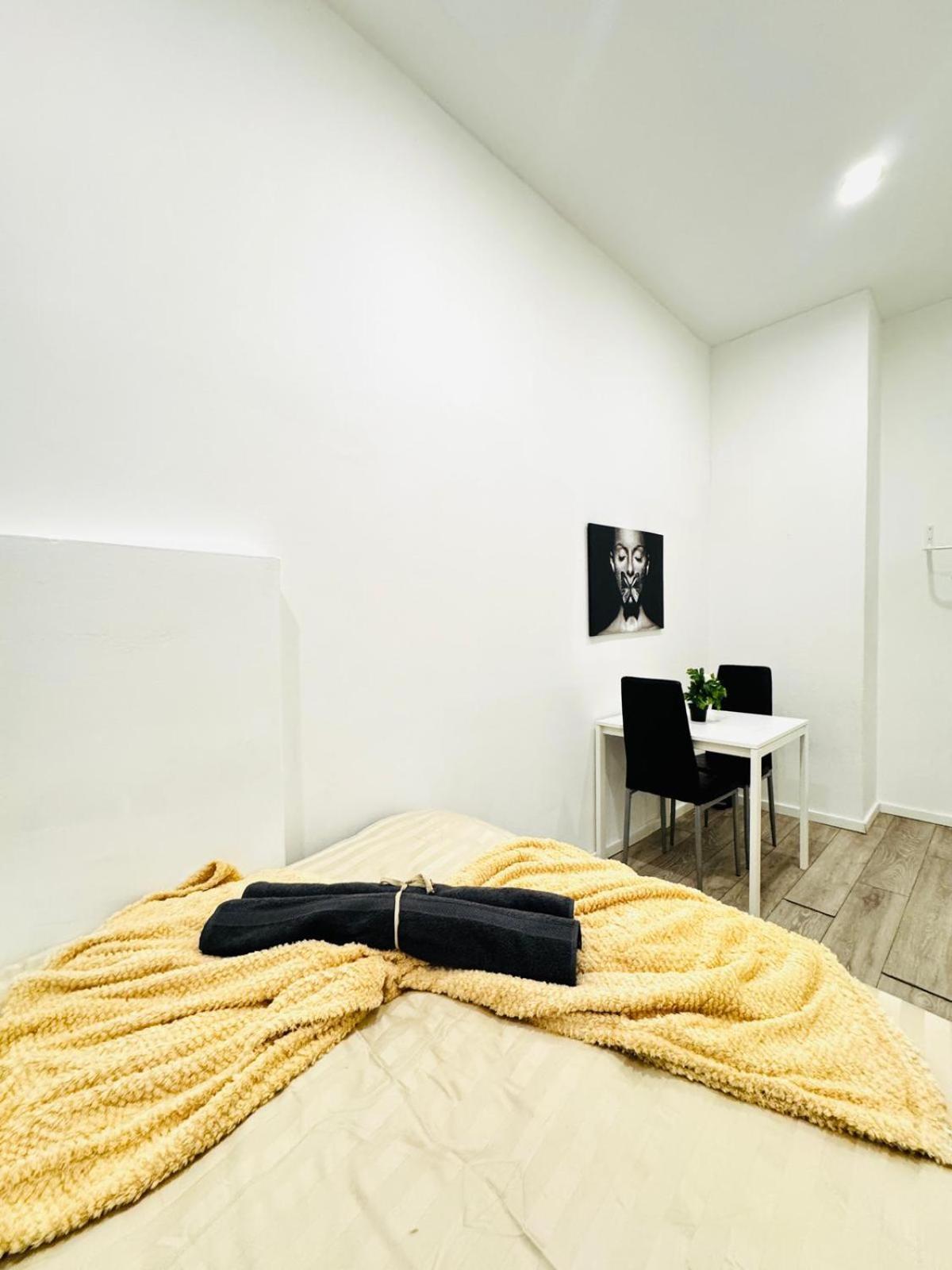 Elegant 5-br Ideal For Groups & Families Wien