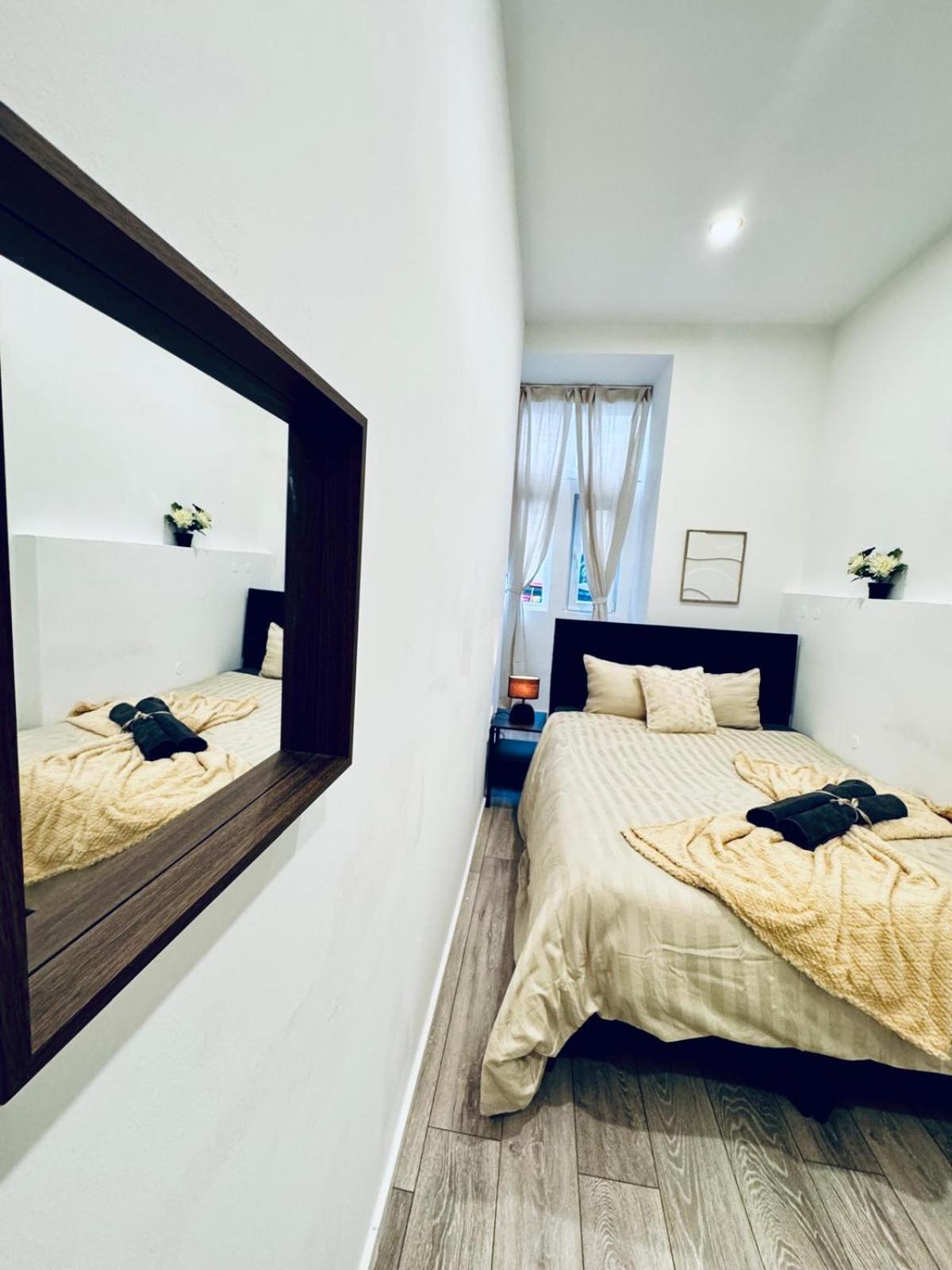 Elegant 5-br Ideal For Groups & Families Wien