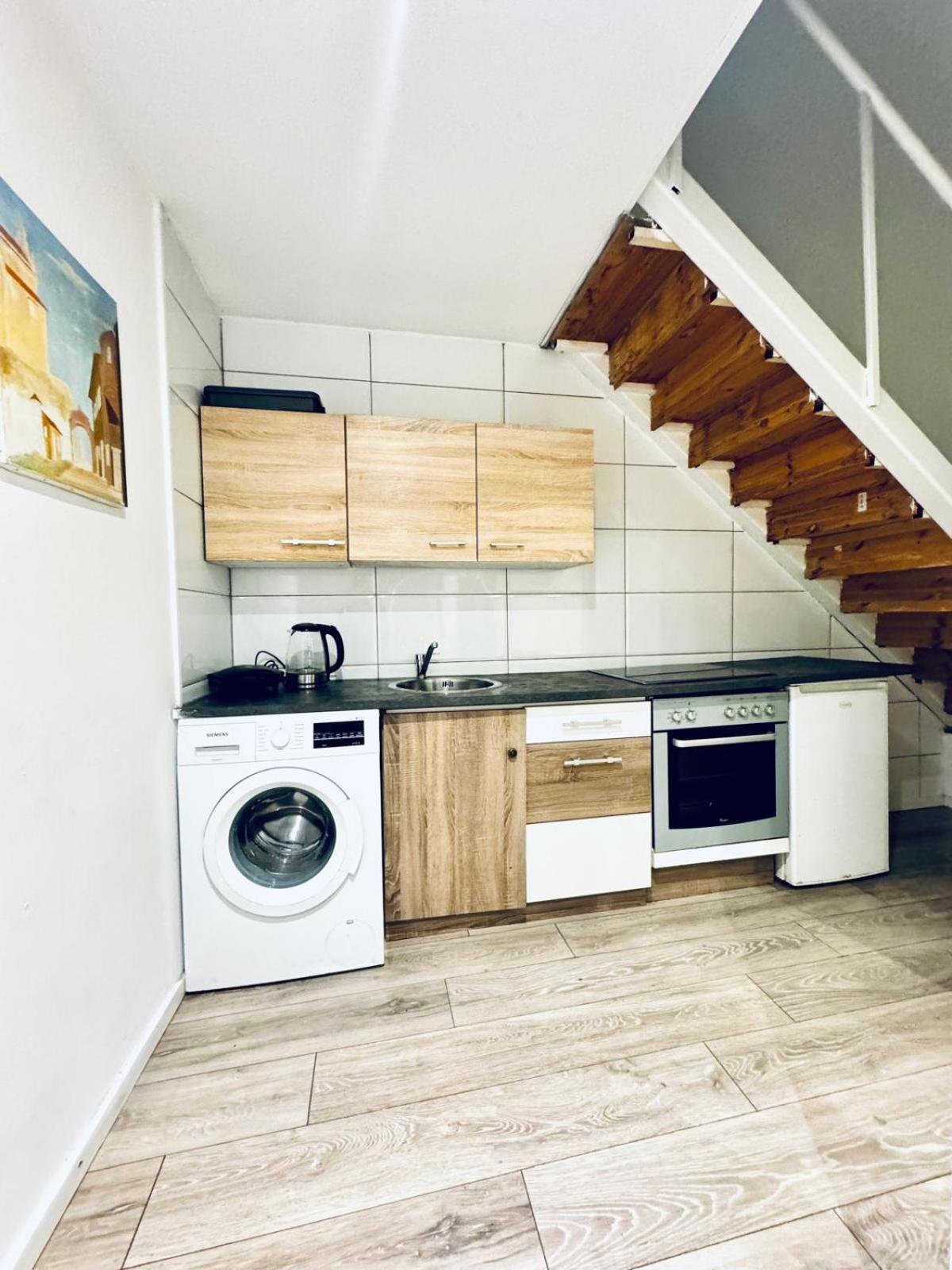 Apartment Elegant 5-br Ideal For Groups & Families Wien