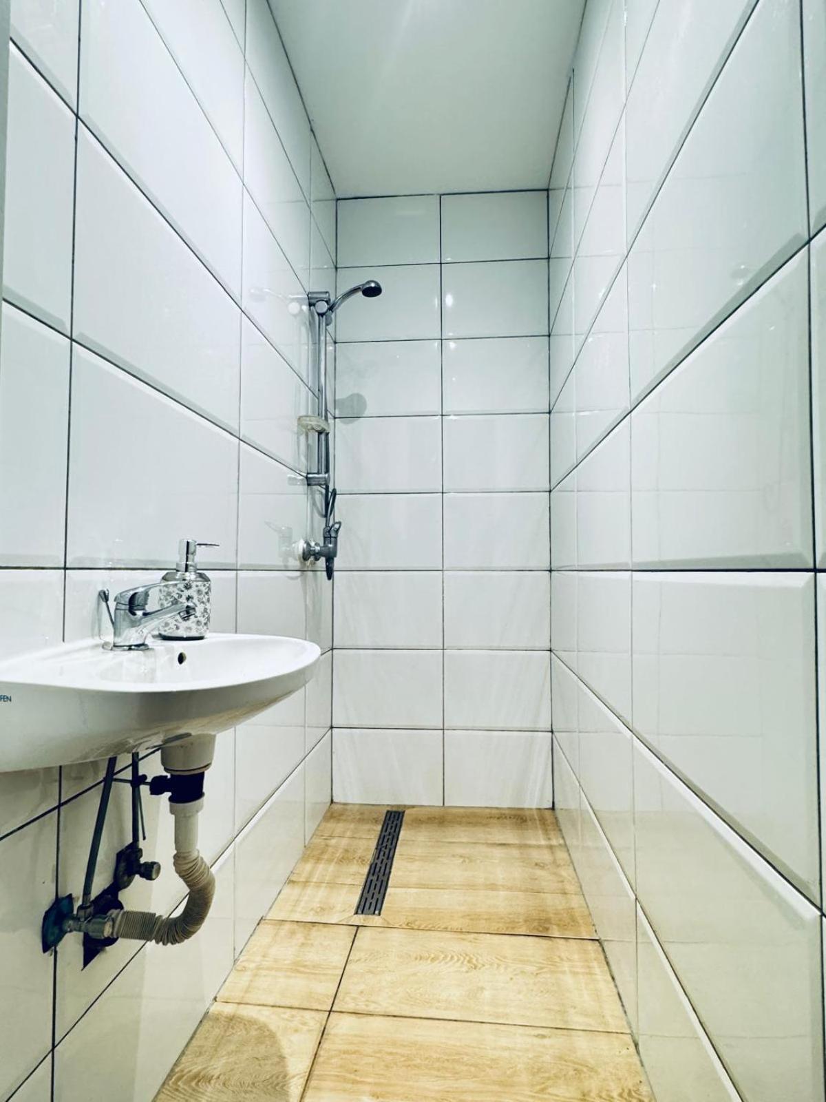 Apartment Elegant 5-br Ideal For Groups & Families Wien